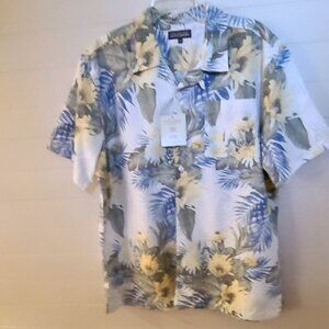 NWT-Denver Hayes Mens